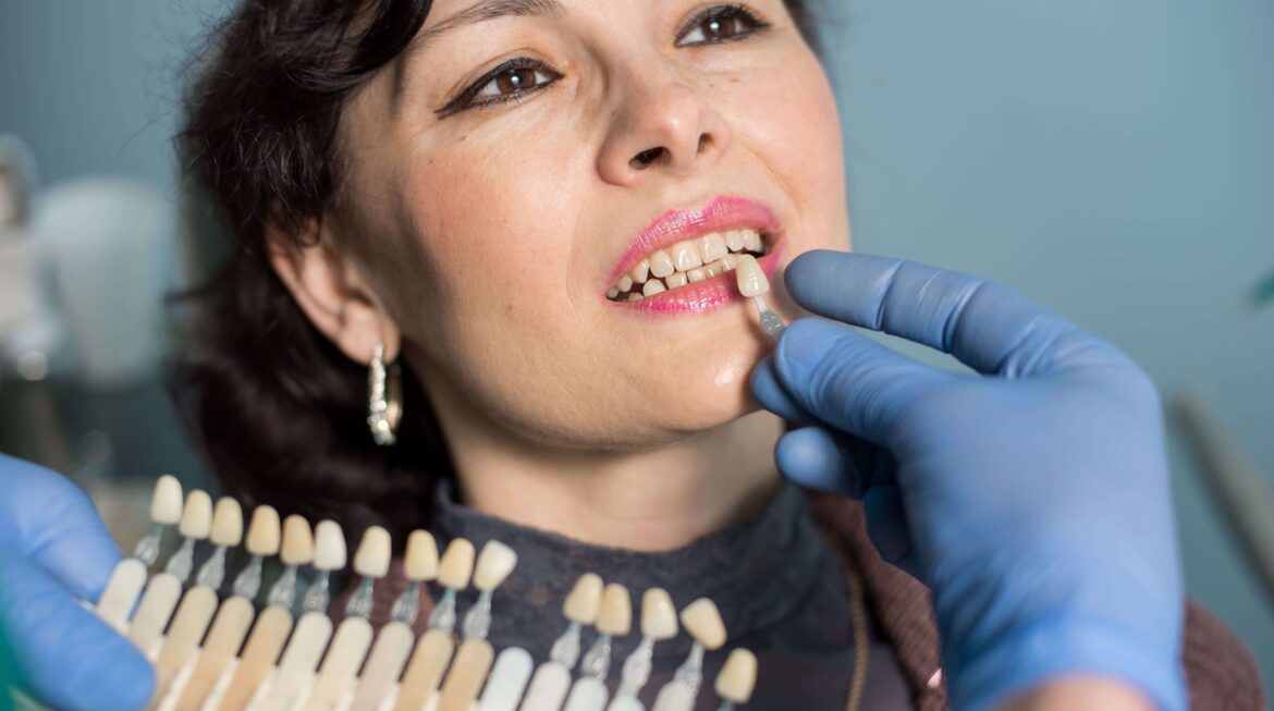 How To Deal With Potential Problems & Complications of Porcelain Veneers