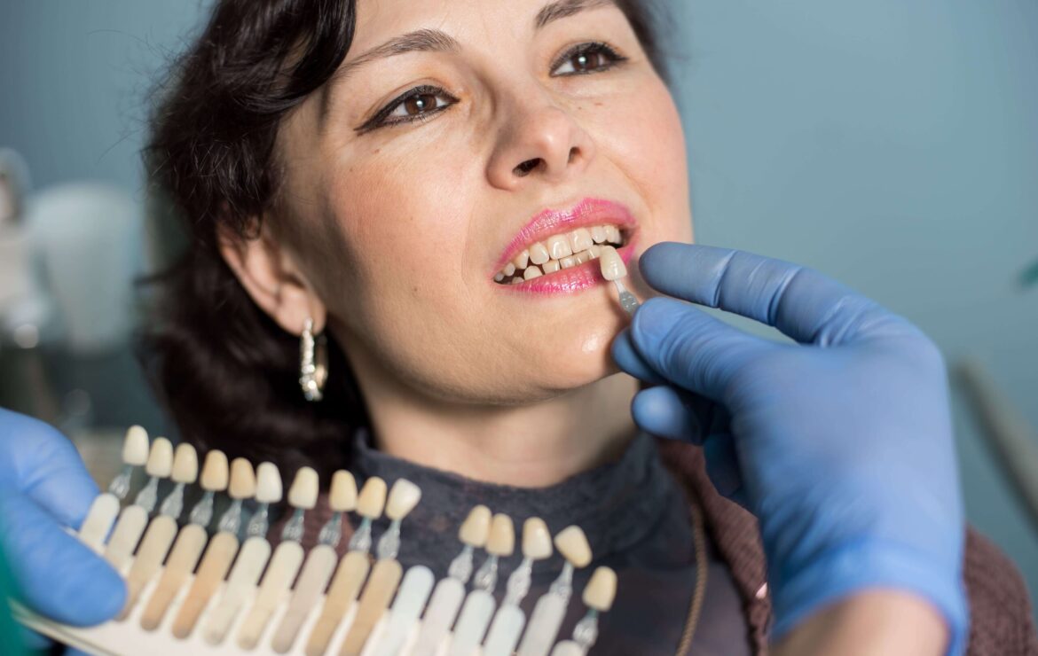 How To Deal With Potential Problems & Complications of Porcelain Veneers